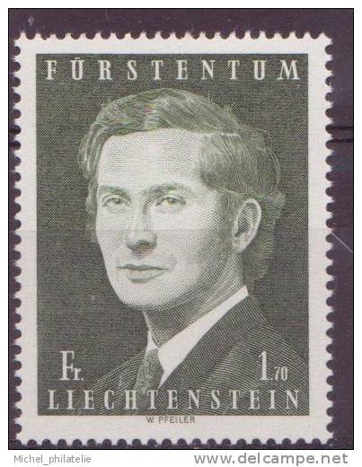 ⭐ Liechtenstein - YT N° 562 ** - Neuf Sans Charnière ⭐ - Unused Stamps