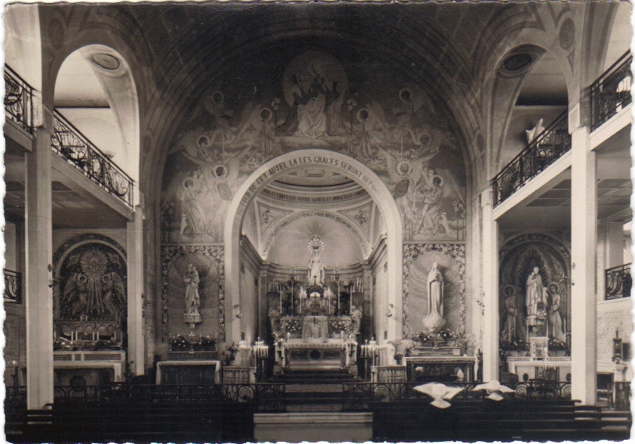 CPM De Détail De La Chapelle De La Médaille Miraculeuse à Paris - Luoghi Santi