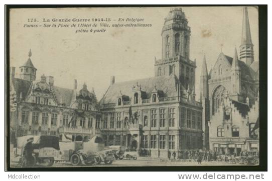 BELGIQUE FURNES / Sur La Place De L'hôtel De Ville, Autos-mitrailleuses Prêtes à Partir / - Veurne