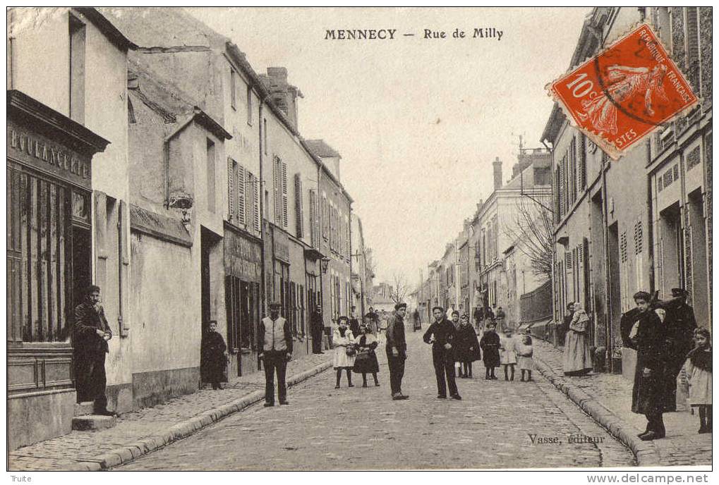 MENNECY RUE DE MILLY COMMERCE TANIMEE - Mennecy