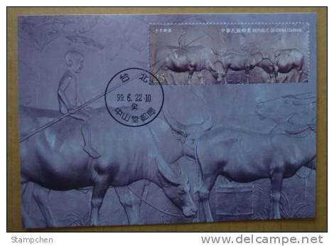 Maxi Card 2010 Taiwan Sculpture Stamp Water Buffalo Ox Banana Bamboo Hat Kid Boy - Vaches