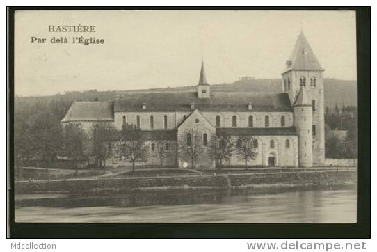 BELGIQUE HASTIERE / Par Delà L'église / - Hastière