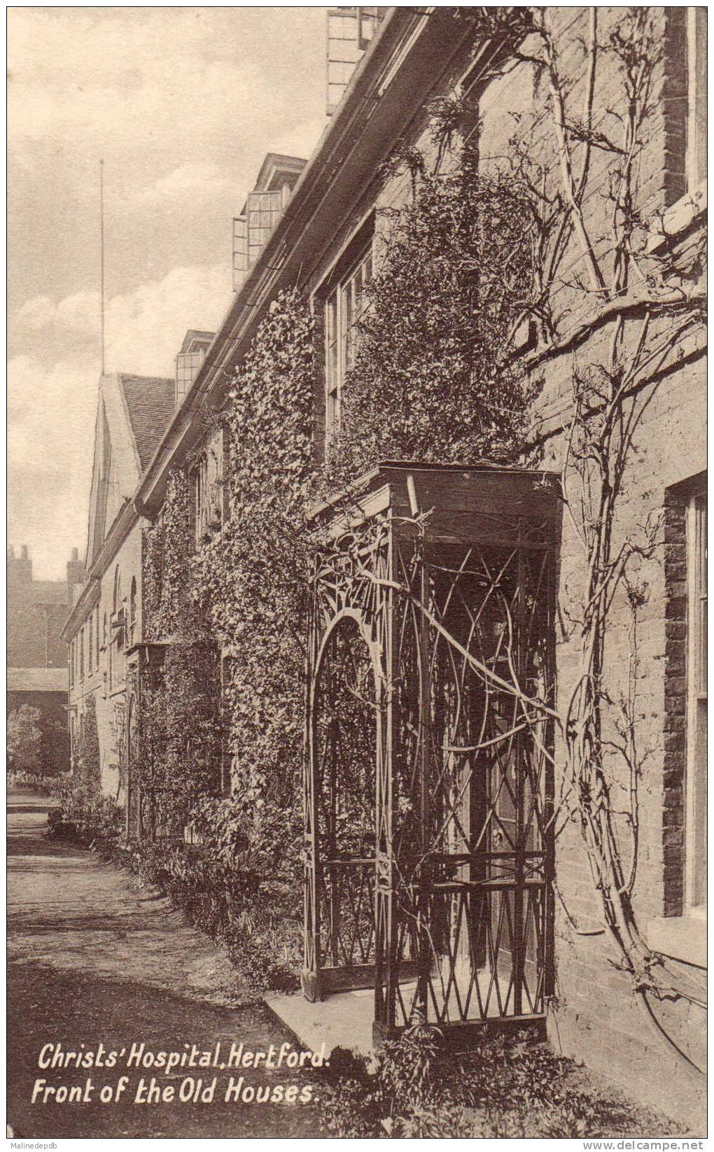 CPA  - HERTFORD CHRISTS'HOSPITAL - Front Of The Old Houses - N° 25572 - Hertfordshire
