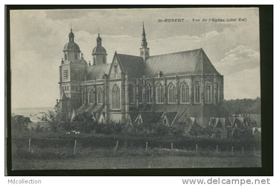 BELGIQUE SAINT HUBERT / Vue De L´église / - Saint-Hubert