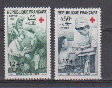 Réunion YT 370/1 * : Croix-Rouge , Ambulancière Et Infirmière - Neufs