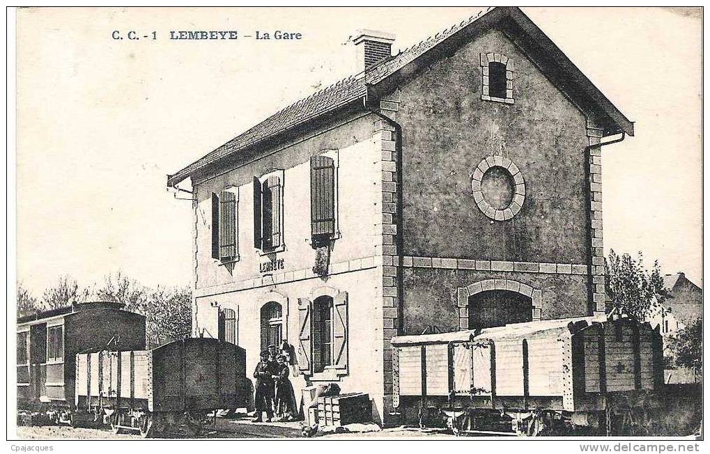 64 - LEMBEYE :  LA GARE .ANIMATION . - Lembeye