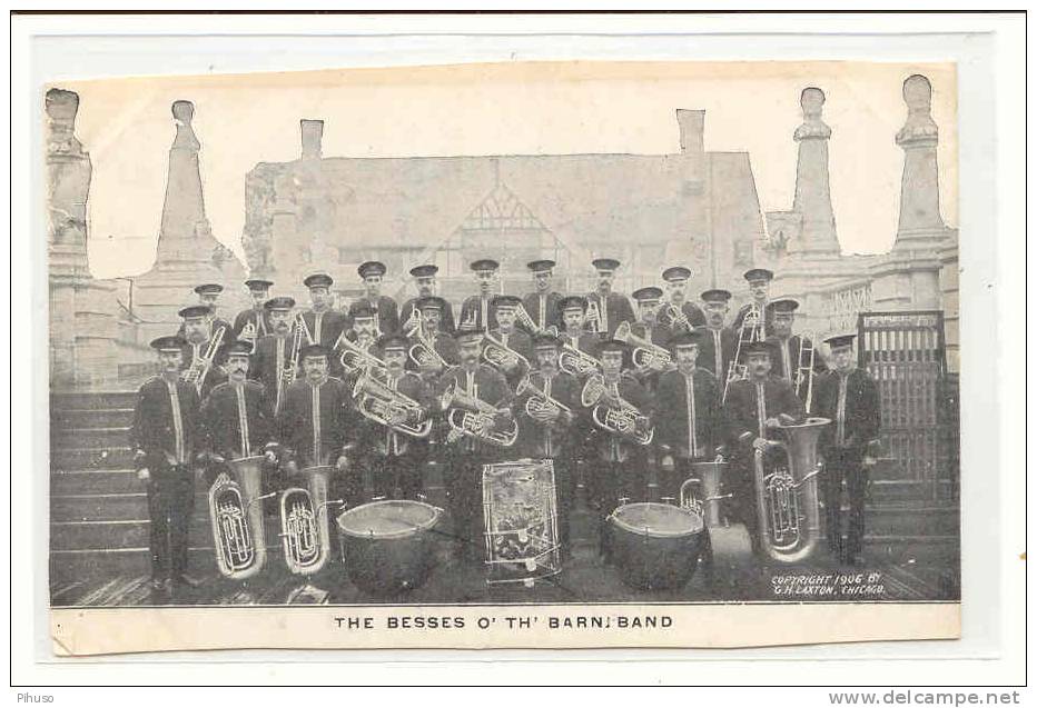 UK760 :  WHITEFIELD / MANCHESTER : The BESSES O'TH'BAND - Manchester