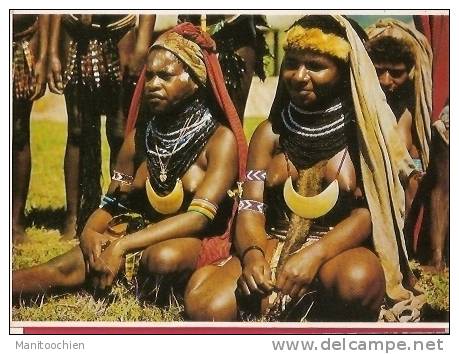 NOUVELLE GUINEE FEMMES SEINS NUS - Papua-Neuguinea