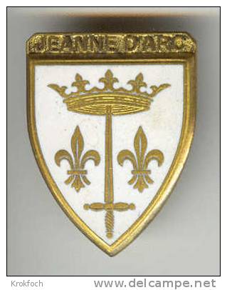 Insigne Marine - Croiseur Jeanne D´Arc - Au Dos : Drago - Marine