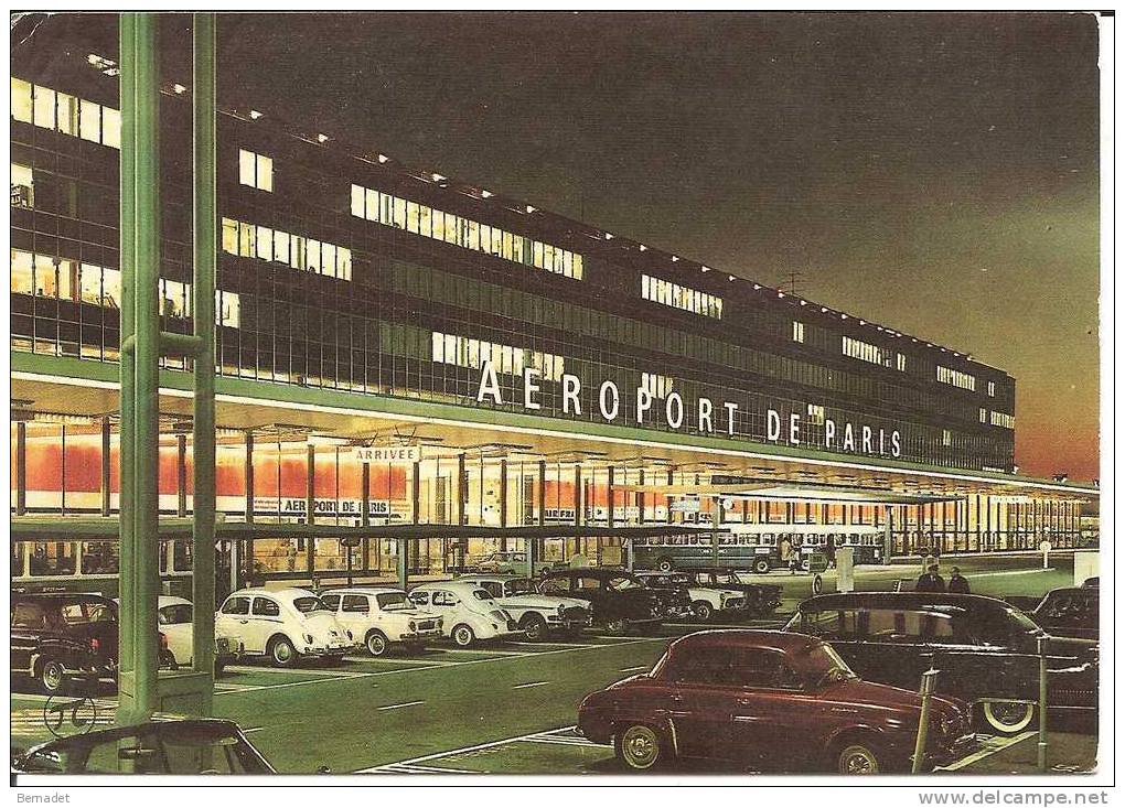 AEROPORT DE PARIS ORLY . L´ENTREE DE L´AEROGARE SUD .. DAUPHINE RENAULT .. - Luchthaven