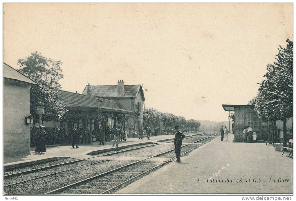 VALMONDOIS. La Gare - Valmondois