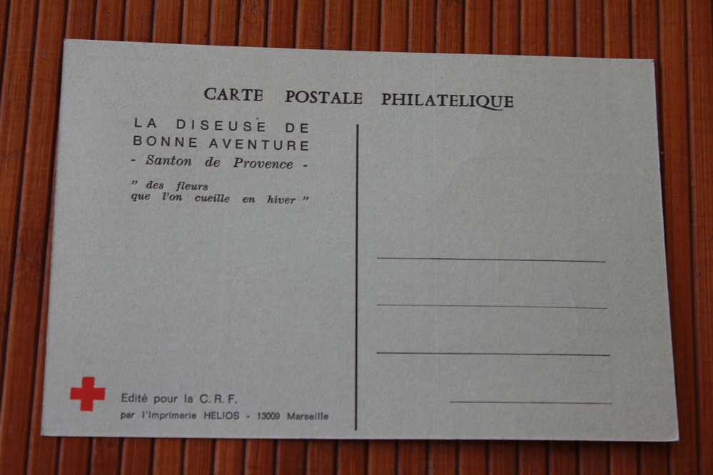 26-11-1977 Cachet  Commémoratif CROIX ROUGE LA POSTE La Diseuse De Bonne Santon De Provence édité Pour La CRF Red Cross - Red Cross