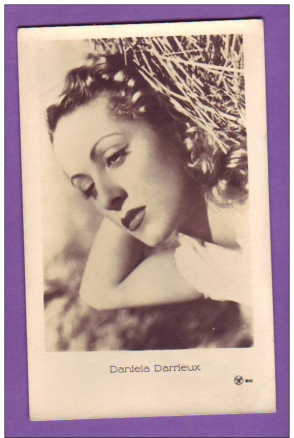 DANIELLE  DARRIEUX  # 3850  PUBLISHER  "LATVIA"  PH.  POSTCARD   (A972) - Schauspieler