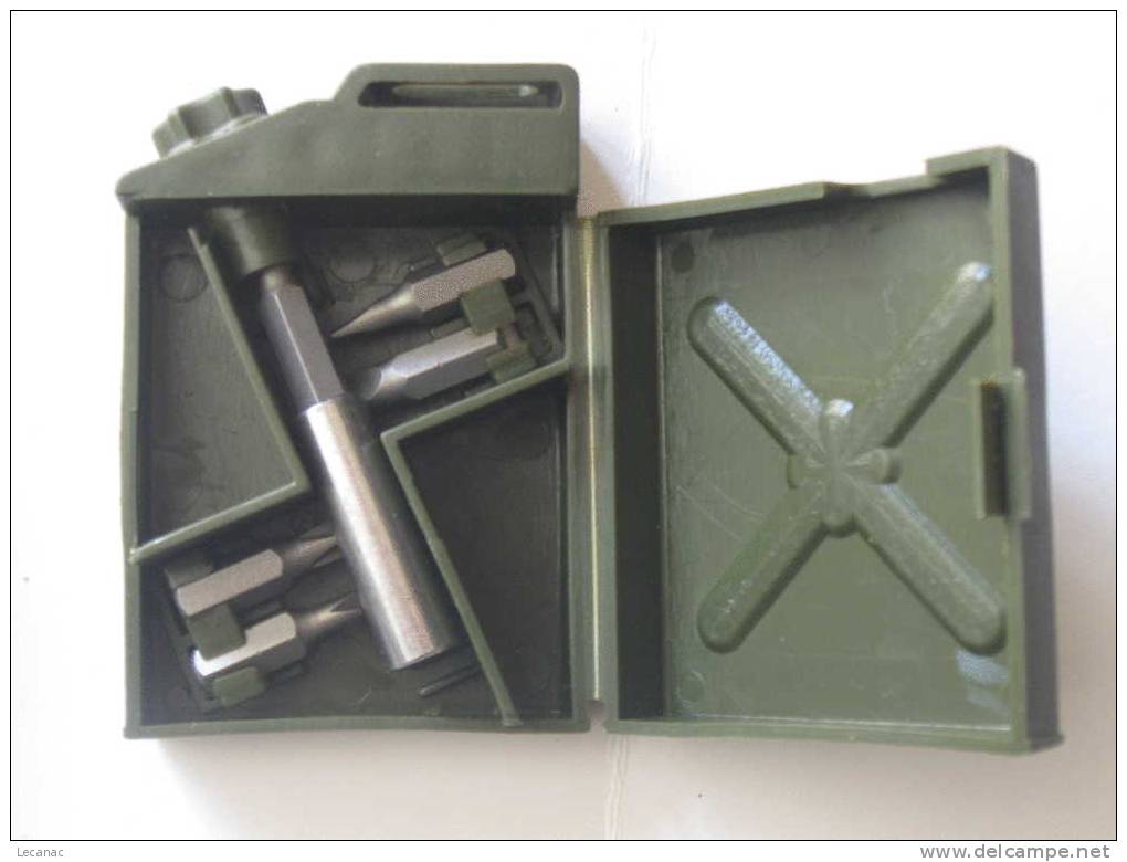 Outils Original Dans Gerrican - Vehículos Militares