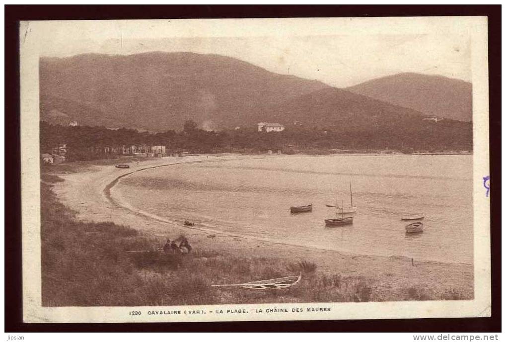 Cpa  Du 83  Cavalaire  La Plage  La Châine Des Maures   NO8 - Cavalaire-sur-Mer