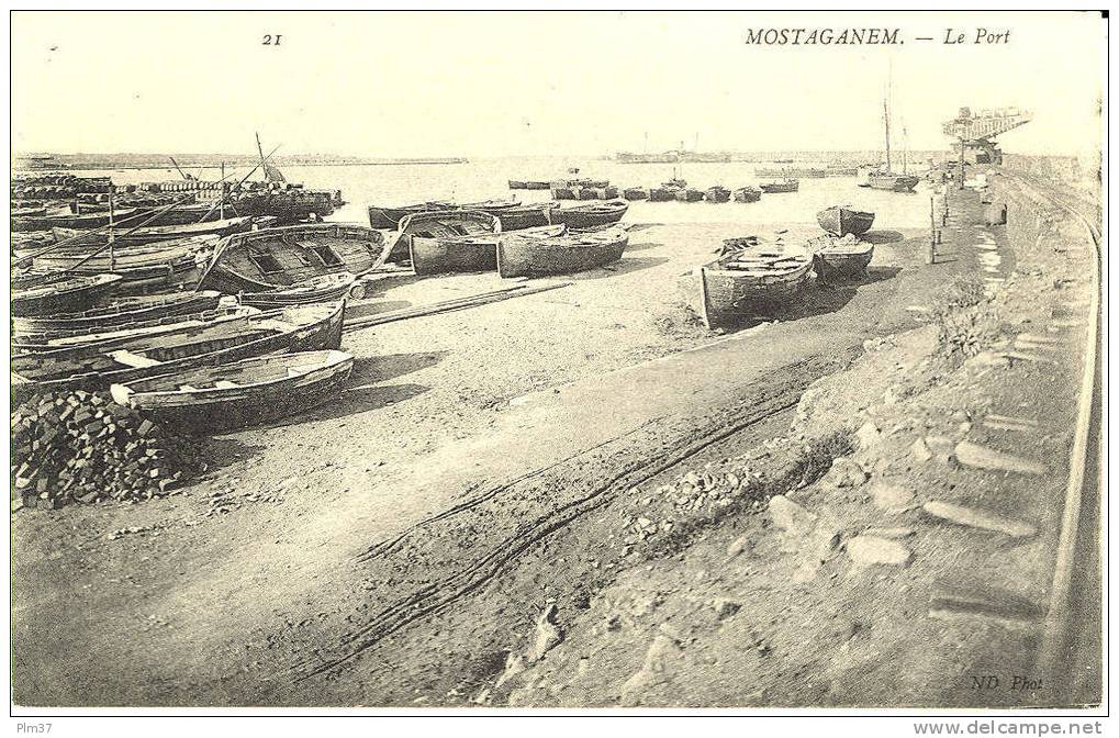 MOSTAGANEM - Le Port - Mostaganem