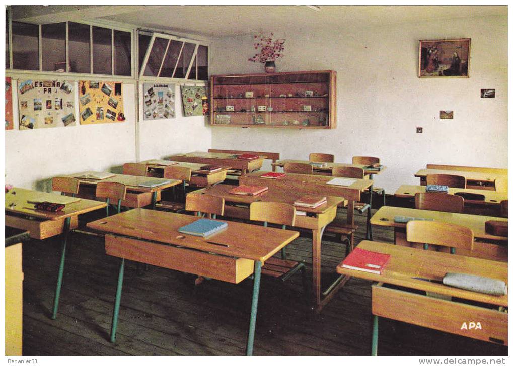 DP¨T 81 @ CPSM Des Années 70 @ CARMAUX @ Ecole De La Tour - Une Classe @ - Carmaux