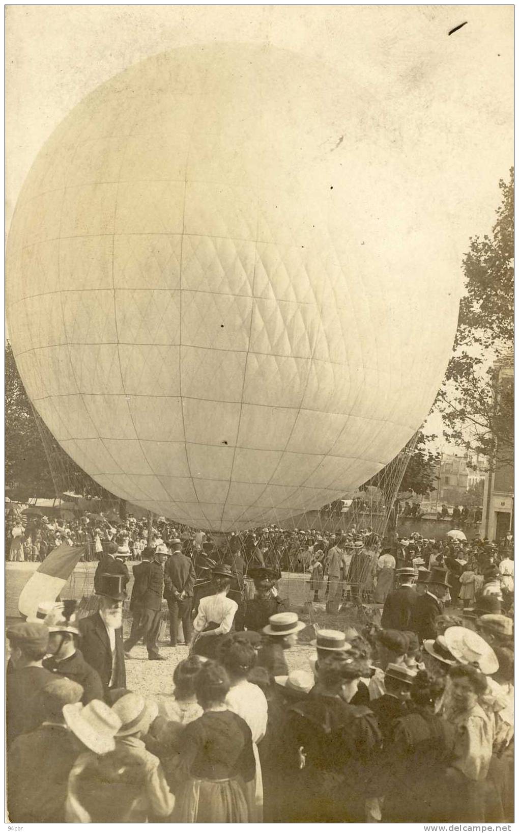 CPA  (mongolfiere)  Carte Photo A Situer - Balloons