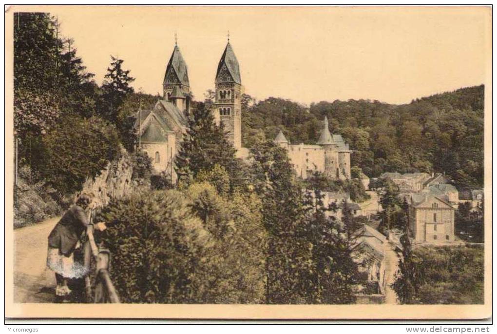 CLERVAUX - L'Eglise Et Le Château - Clervaux