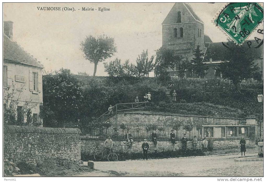 VAUMOISE - Mairie - église - Vaumoise