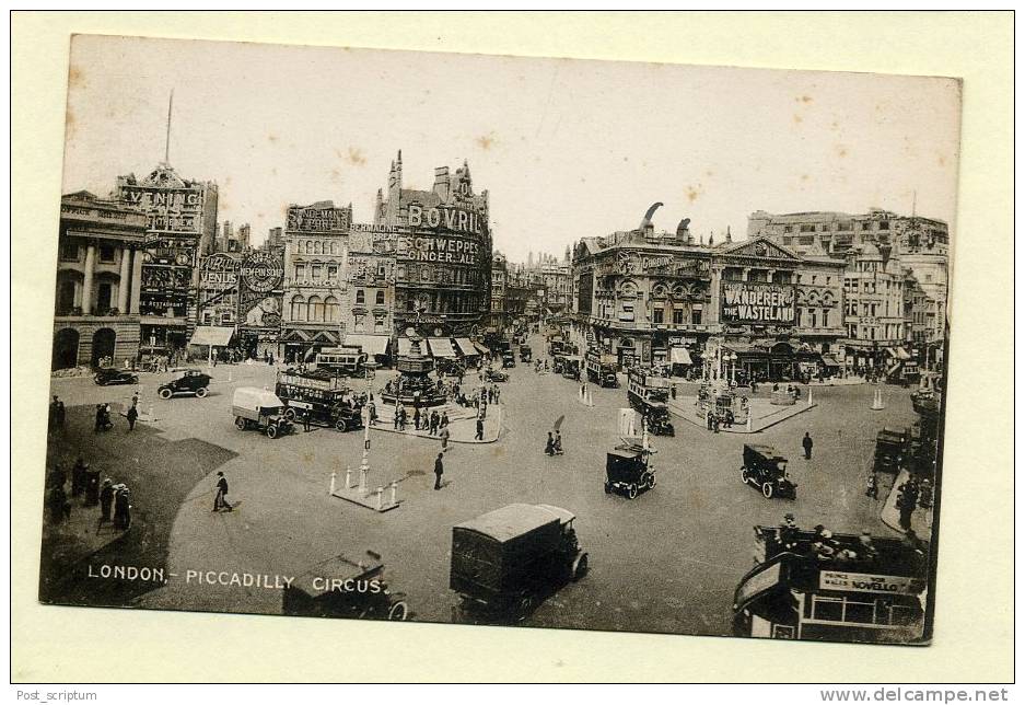 Royaume Uni - Londres / London - Piccadilly Circus - Piccadilly Circus