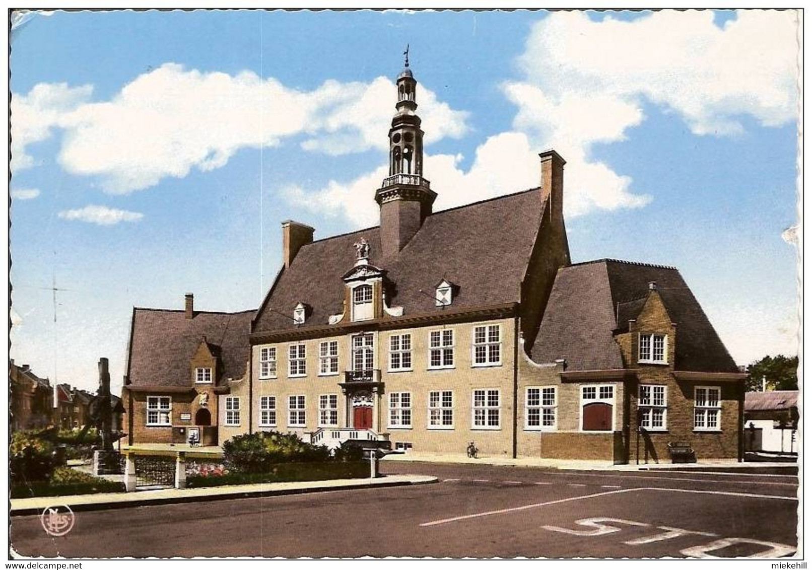 OOSTDUINKERKE-KOKSIJDE-MAISON COMMUNALE -GEMEENTEHUIS - Oostduinkerke