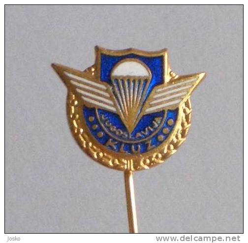 PARACHUTING CLUB ( Croatia ) ENAMEL Parachutisme Parachute Paracaidismo Fallschirmspringen Paracadutismo Parachutting * - Fallschirmspringen