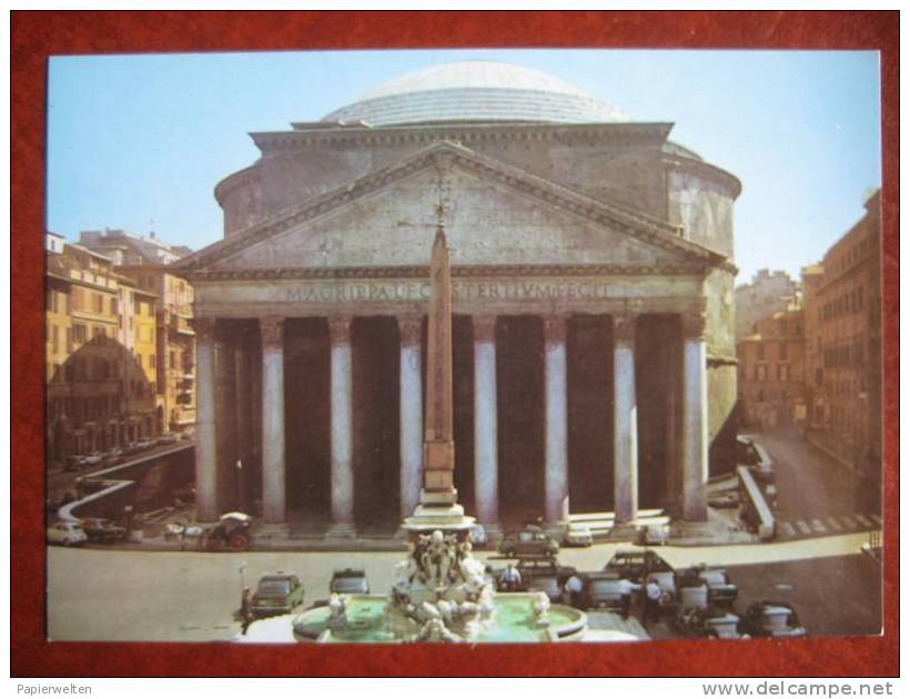Roma - Il Pantheon / Taxi - Pantheon