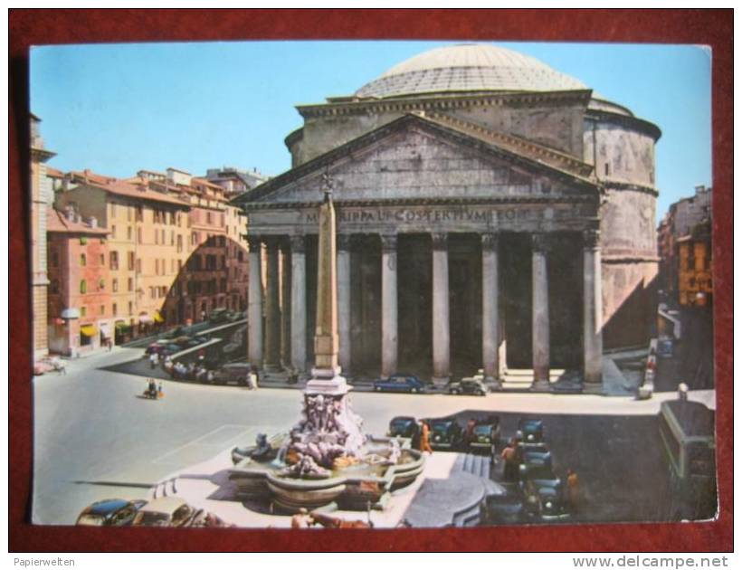 Roma - Il Pantheon / Taxi - Panthéon