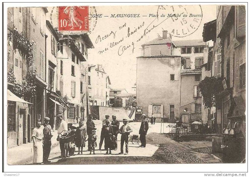 63 - MARINGUES  - Place Du Marché Au Buerre -  Animée  - Cachet Militaire De Réexpédition Du Courrier - Maringues