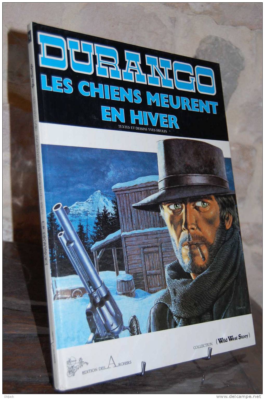 DURANGO N°1 LES CHIENS MEURENT EN HIVER 1981 (r32) - Durango