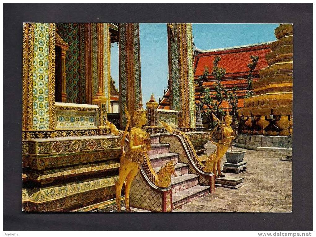 THAILANDE - INSIDE THE EMERALD BUDDHA TEMPLE ( WAT PHRA KEO ) BANGKOK THAILAND  - BY MONTRI PHANICH BANGKOK - Thaïlande