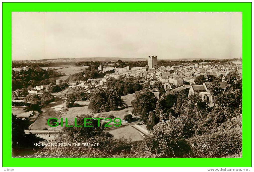 RICHMOND, UK. - FROM THE TERRACE - VALENTINES - - Surrey