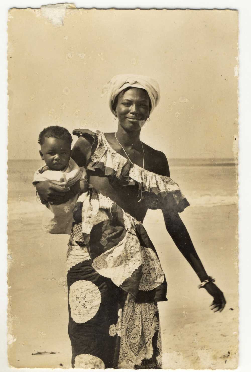 GUINEE FRANCAISE - Mère Et Enfant. Superbe Plan. - Guinée Française