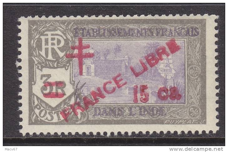 French India 204  * - Unused Stamps