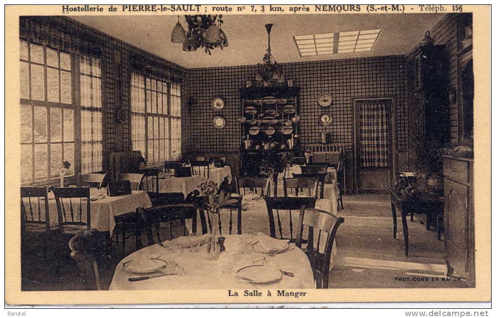BAGNEAUX SUR LOING (Environs) - Hostellerie De Pierre Le Sault. La Salle à Manger - - Bagneaux Sur Loing
