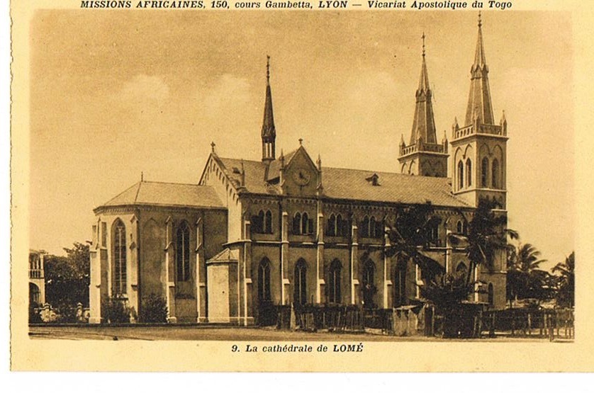 TOGO - LOME - La Cathédrale - Missions Africaines Phototypie M.Lescuyer-Lyon-Paypal Sans Frais - Togo