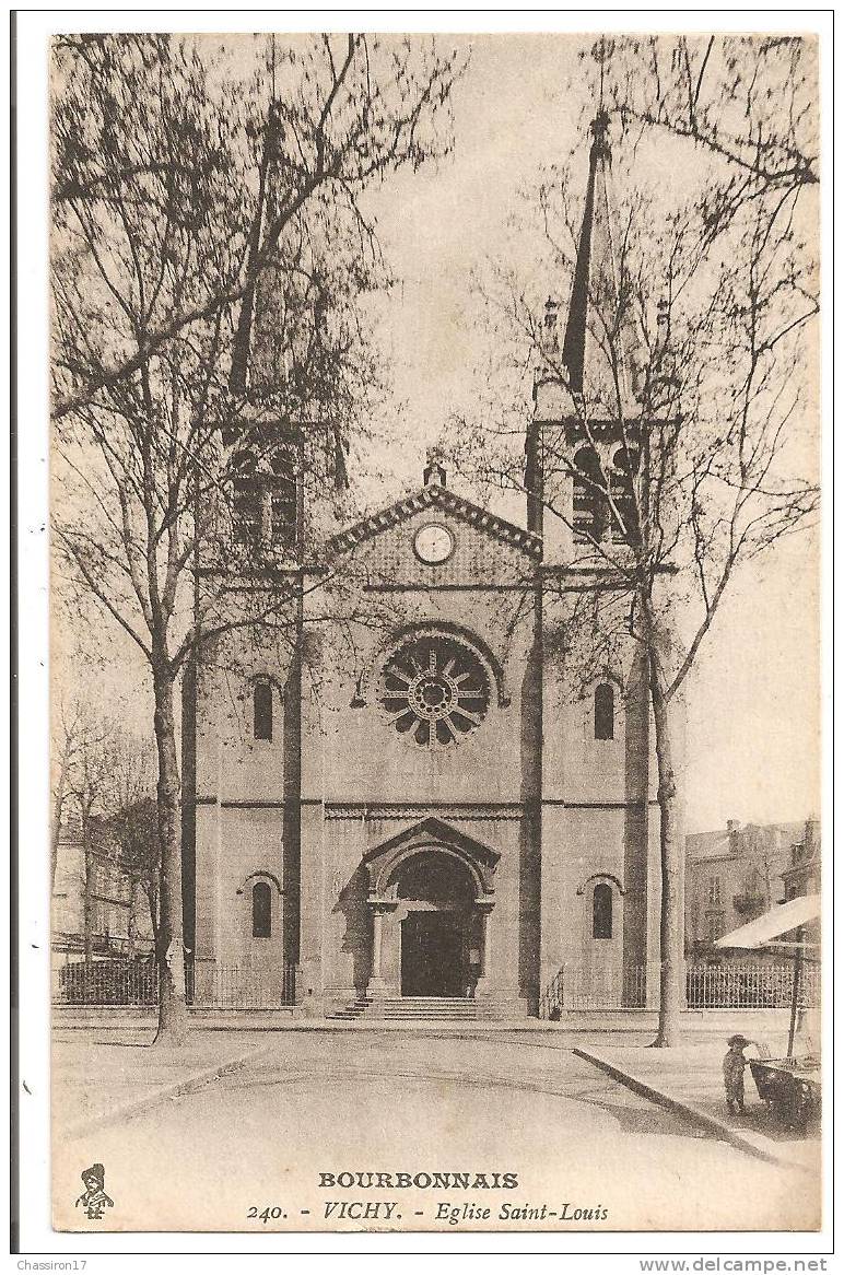 03 - VICHY - Eglise Saint-Louis - Animée  Enfant Devant Un étal - Vichy