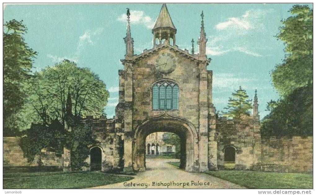 Britain United Kingdom Gateway, Bishopthorpe Palace Early 1900s Postcard [P1513] - York