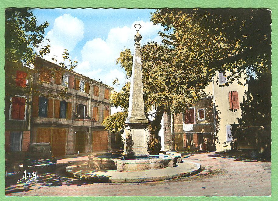 13 LAMBESC - Place De La Trinité - Lambesc