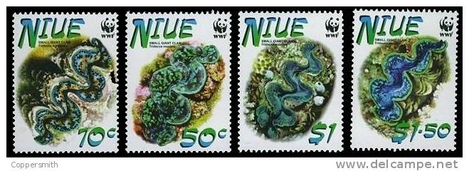 (001) Niue  WWF  Giant Clam / Marine Life / Vie / Shells / Coquillages / Muscheln ** / Mnh  Michel 973-76 - Niue