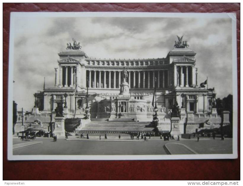Roma - Monumento A Vittorio Emanuele II - Altare Della Patria