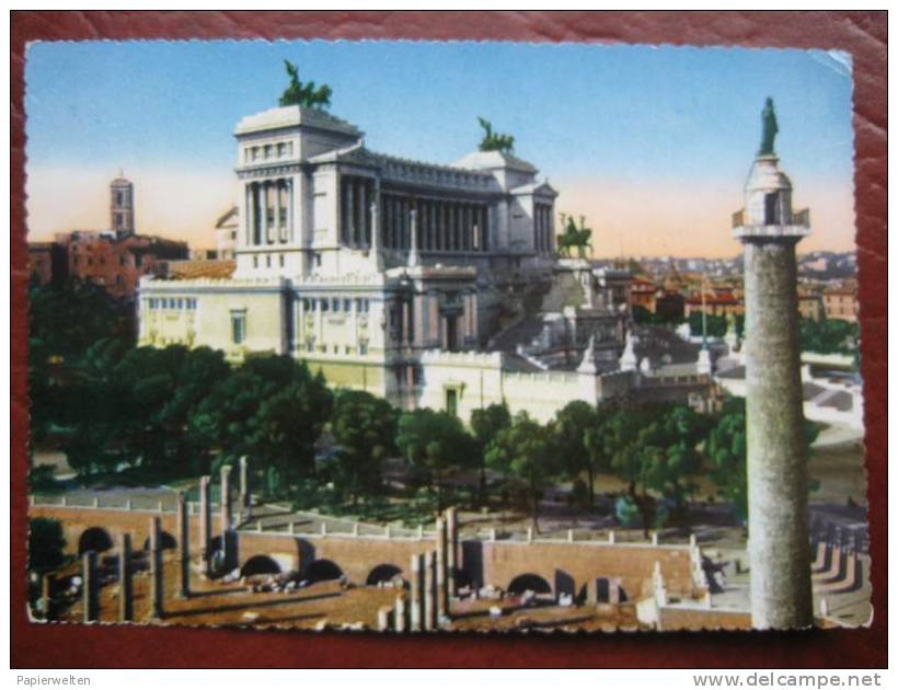 Roma - Foro Traiano E Monumento A Vittorio Emanuele II - Altare Della Patria