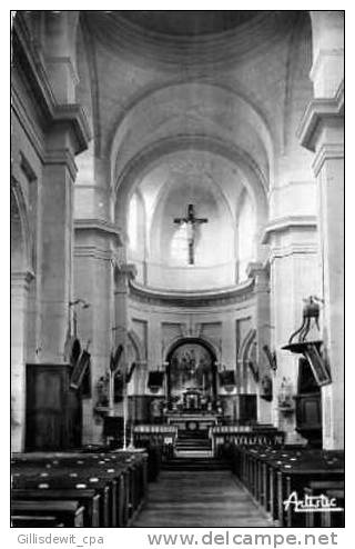 - COULANGES LA VINEUSE - Intèrieure De L´Eglise - Coulanges La Vineuse