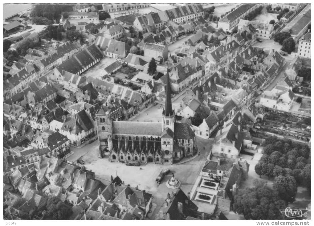 AUXONNE - Vue Aérienne Sur L' Eglise - Auxonne