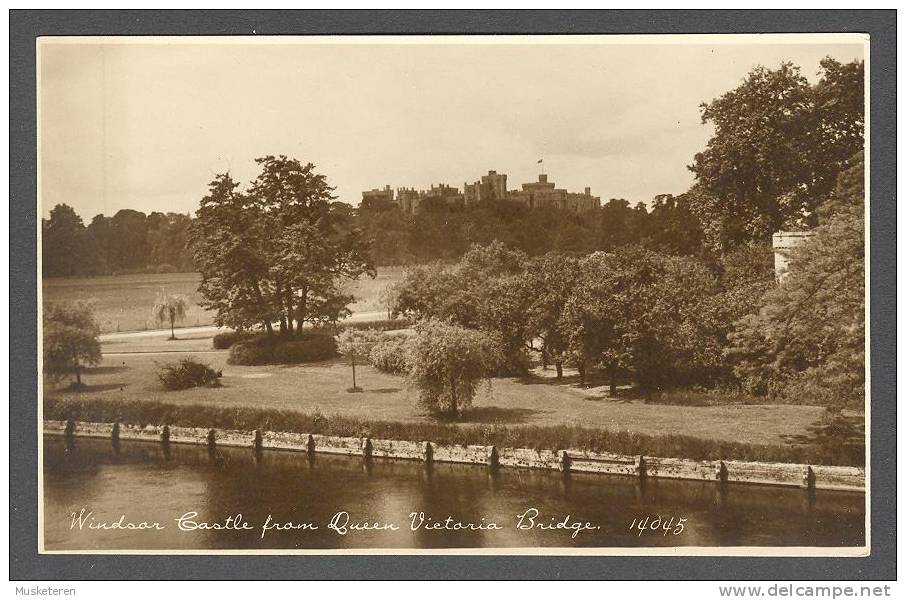 United Kingdom PPC England Berkshire Windsor Castle From Queen Victoria Bridge Echt Real Photo Véritable Salmon Series - Windsor Castle