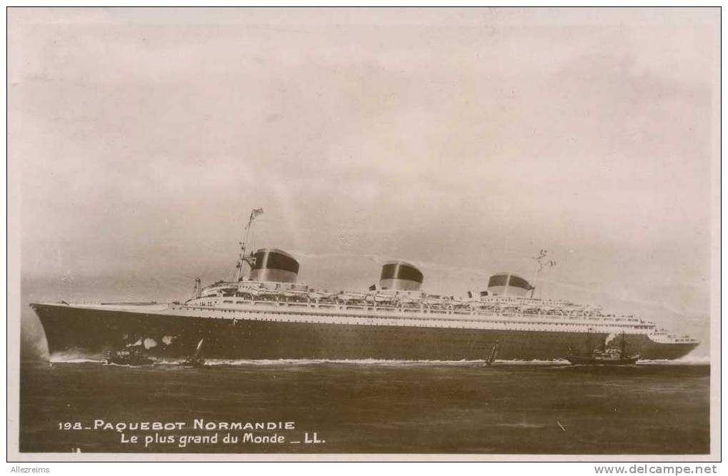 Carte Bateau : Paquebot   LE  NORMANDIE - Paquebots