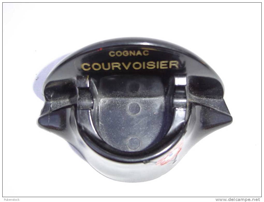 Cendrier "COGNAC COURVOISIER" Bicentenaire De Napoléon 1er. - Ashtrays