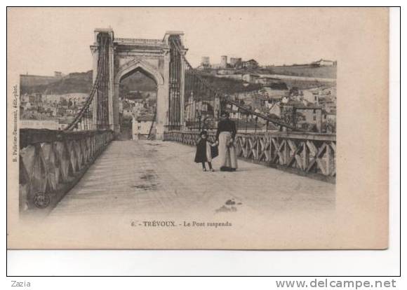 01.237/ TREVOUX - Le Pont Suspendu - Trévoux