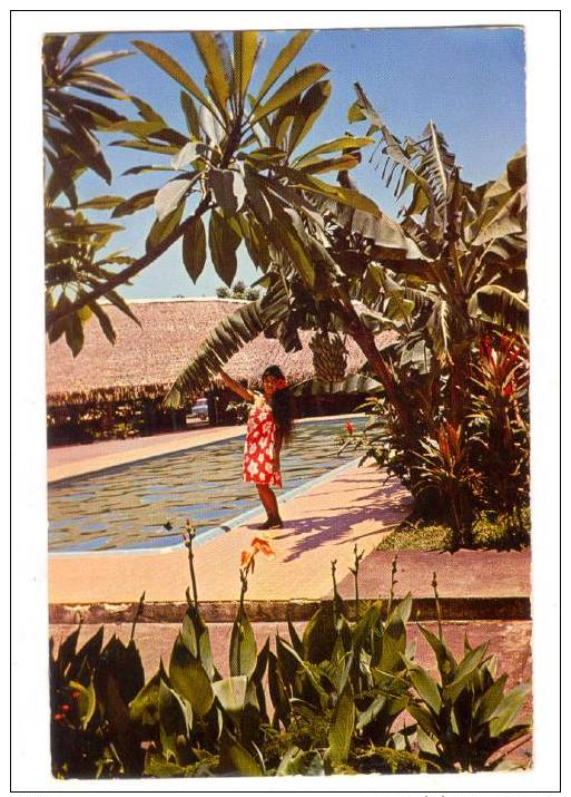 Hotel Matavai, Lady With A Red Flower On Her Hair, Papeete, Tahiti, 1940-1960s - Tahiti